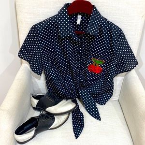 Pin-Up Black White Polka-Dot Crop Shirt